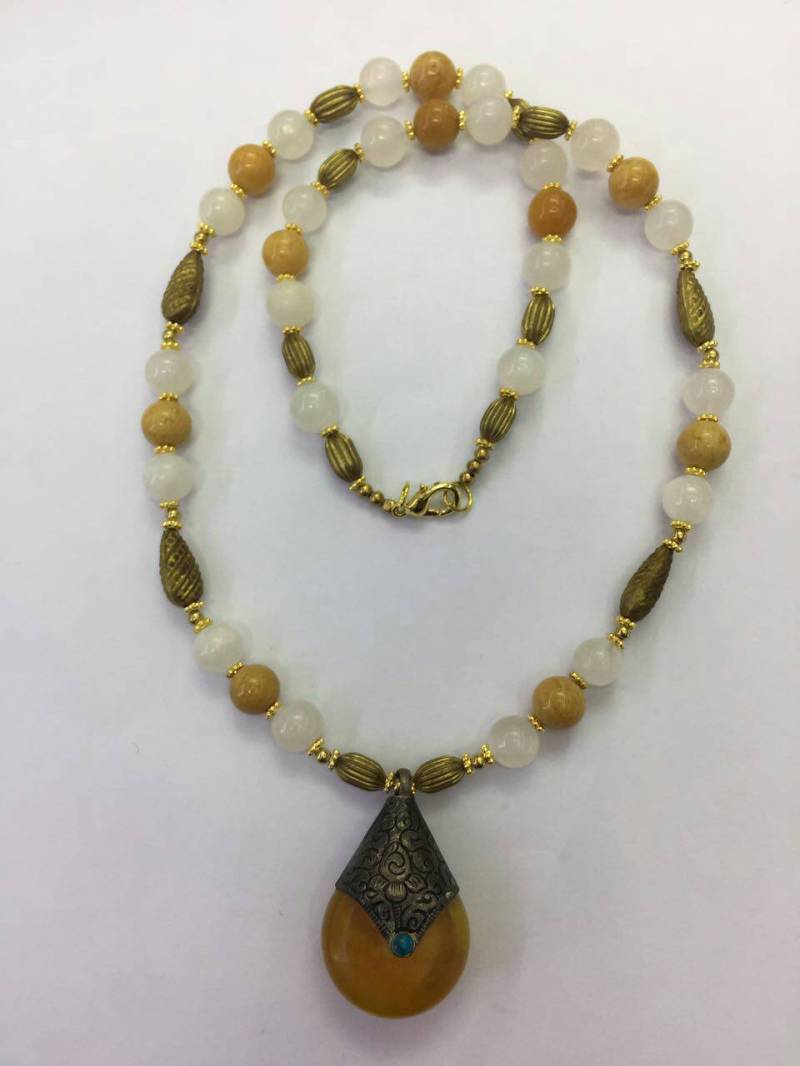 Versandkostenfrei Weltweit Nepal Tibet Jaspis, Rosenquarz Perlen Halskette 24" Vergoldet Himalaya Multi Stein Boho Schmuck von BnhStone