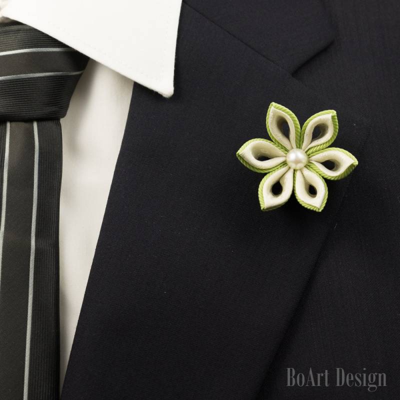 Armee Grün/Beige Kanzashi Blume Anstecknadel Mit Weißen Perle/Revers Pin/Revers Blume/Herren Revers Blume/Hochzeit Zubehör/Brosche von BoArtDesign