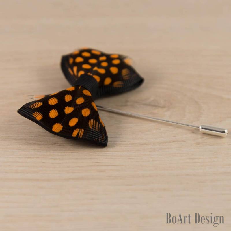 Feder Revers Pin/Fasan Inspiriert Stift/Schwarz/Orange Bowtie Pin/Revers Blume/Herren Blume/Hochzeit Zubehör von BoArtDesign