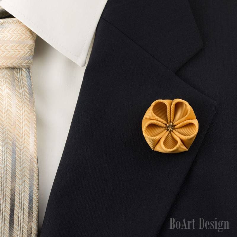 Leichte Goldrute Kanzashi Blume Anstecknadel Mit Swarovski Smoked Topaz Kristall/Revers Pin/Revers Blume/Herren Revers Blume/Hochzeit Revers/Brosche von BoArtDesign