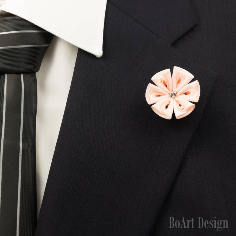 Misty Rose Kanzashi Blume Anstecknadel Mit Klaren Swarovski Kristall/Revers Pin/Revers Blume/Herren Revers Blume/Hochzeit Zubehör/Brosche von BoArtDesign