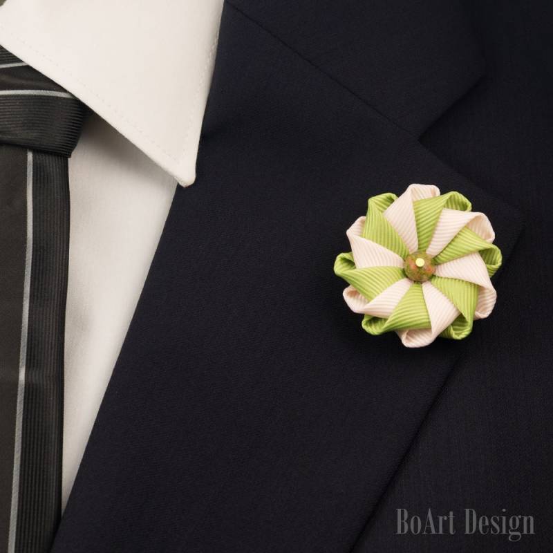 Revers Pin/Armee Grün/Elfenbein Kanzashi Blume Am Pin/Unakit Natürliche Stein Perle/Revers Blume/Herren Blume/Hochzeit Zubehör von BoArtDesign