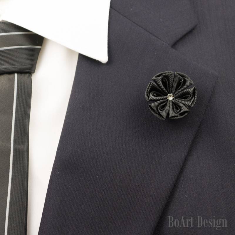 Schwarze Kanzashi Blume Anstecknadel Mit Swarovski Klar Kristall/Lapel Pin/Lapel Blume/Herren Blume/Hochzeit Zubehör/Brosche von BoArtDesign