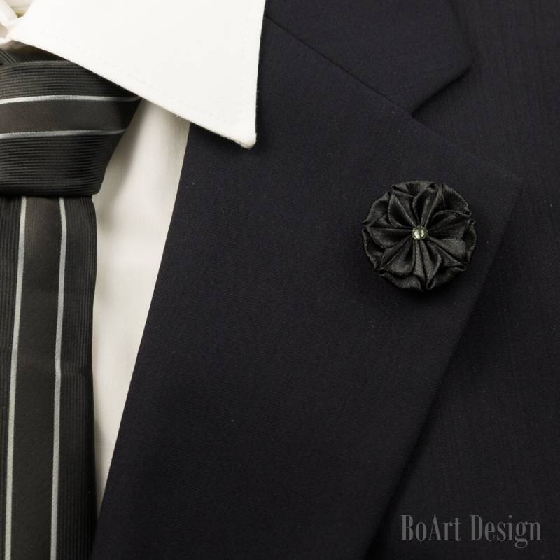 Schwarze Kanzashi Blume Anstecknadel Mit Swarovski Silber Nacht Kristall/Revers Pin/Revers Blume/Herren Revers Blume/Hochzeit Zubehör/Brosche von BoArtDesign