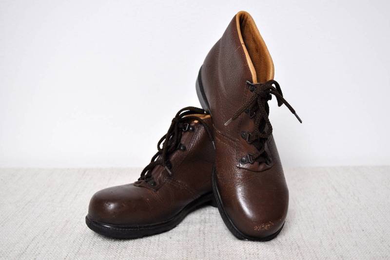 Braune Vintage-Wanderstiefel Aus Robustem Leder Zum Schnüren Von Emma von BoBoVintage