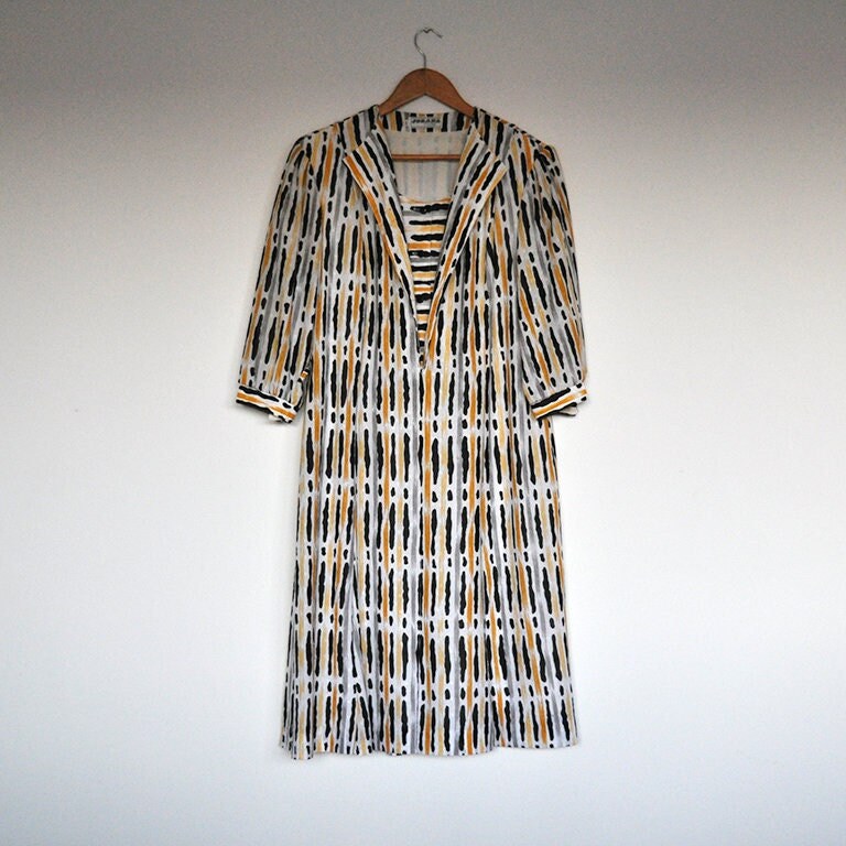 Vintage Abstrakte Pinselstriche Drucken Übergroße Mitte Ärmel Midikleid Vintage Abstrakte Pinselstriche Drucken Übergroße Mitte Ärmel Midikleid von BoBoVintage