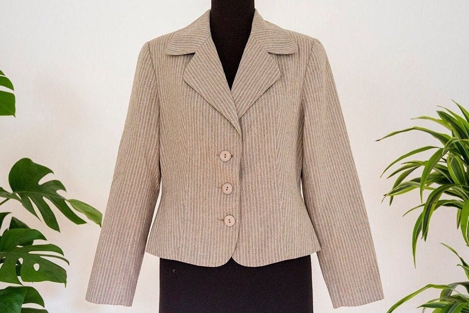 Vintage Beige Nadelstreifen Blazer Jacke von BoBoVintage