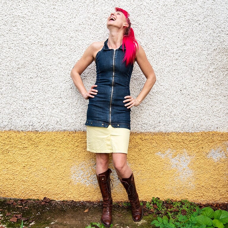 Vintage Blau-Denim Neckholder Reißverschluss Mini Kleid von BoBoVintage