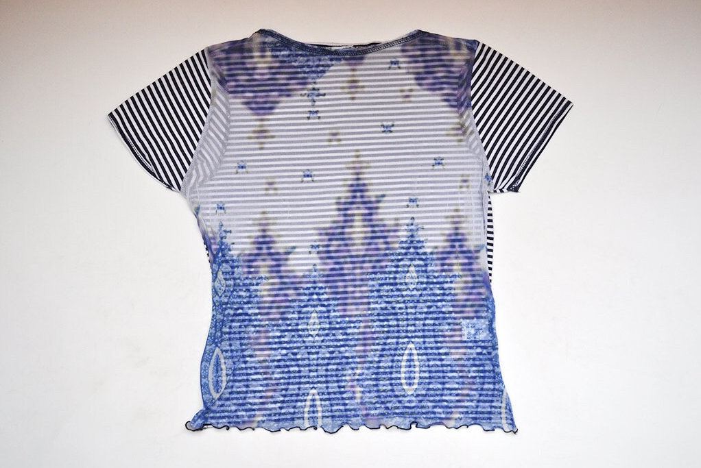 Vintage Gestreiftes Navy Und Weiß Semi Sheer T-Shirt von BoBoVintage