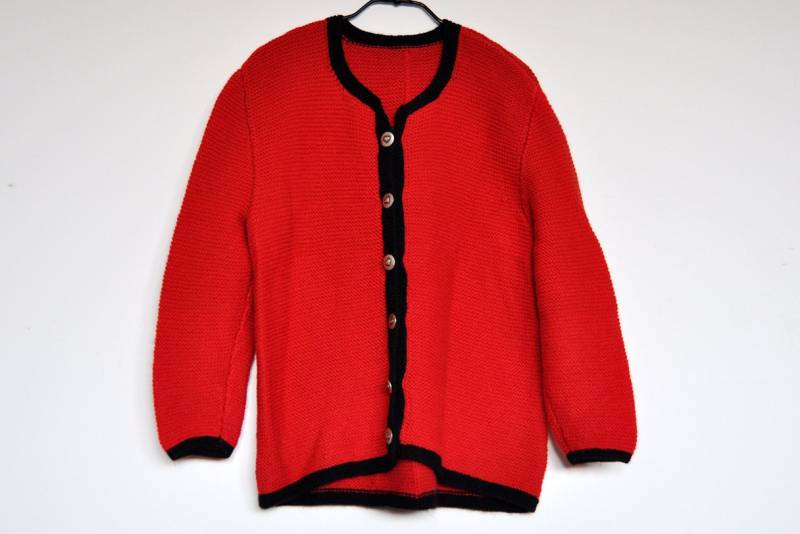 Vintage Handgemachte Rote Strickjacke Vintage Handgemachte Rote Strickjacke von BoBoVintage