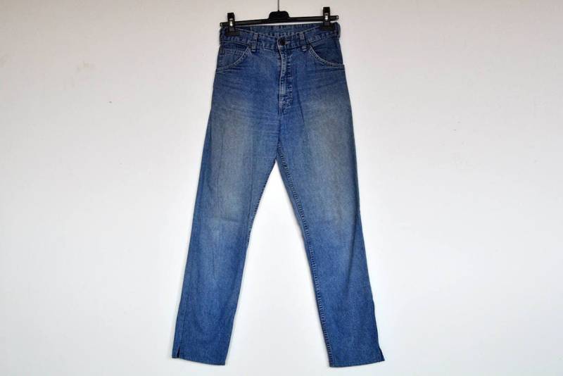 Vintage Levi's Zurück Reißverschlusstaschen Hohe Taille Skinny Jeans Vintage Levi's Zurück Reißverschlusstaschen Hohe Taille Skinny Jeans von BoBoVintage