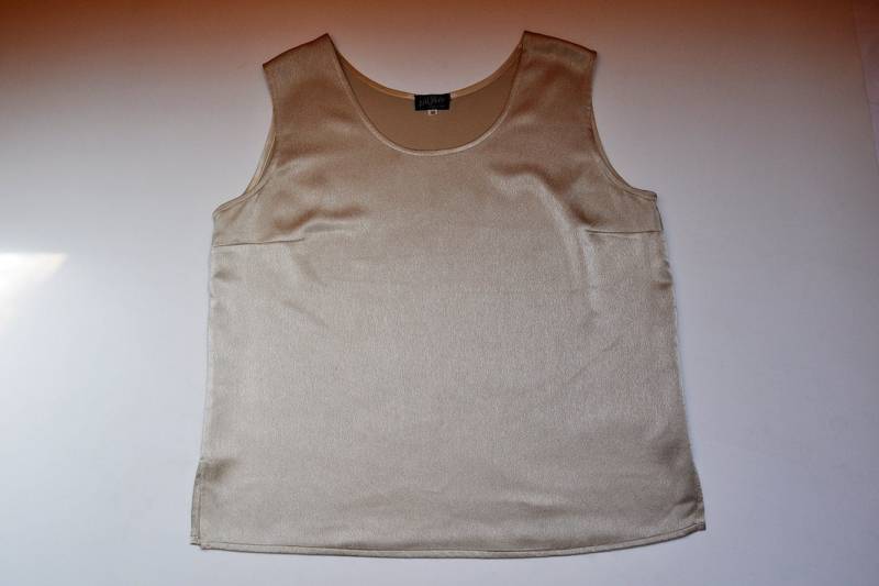 Vintage Platin Metallic Ärmelloses Boxy Bluse Top von BoBoVintage