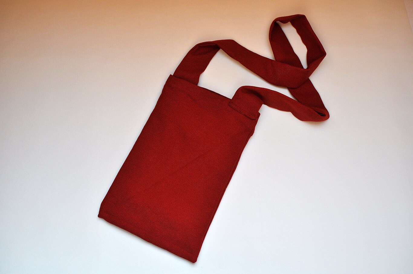 Vintage Rote Handgemachte Umhängetasche von BoBoVintage