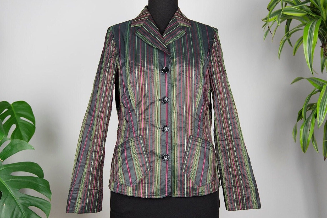 Vintage Schwarz Und Neon Regenbogen Gestreifte Blazer Jacke von BoBoVintage