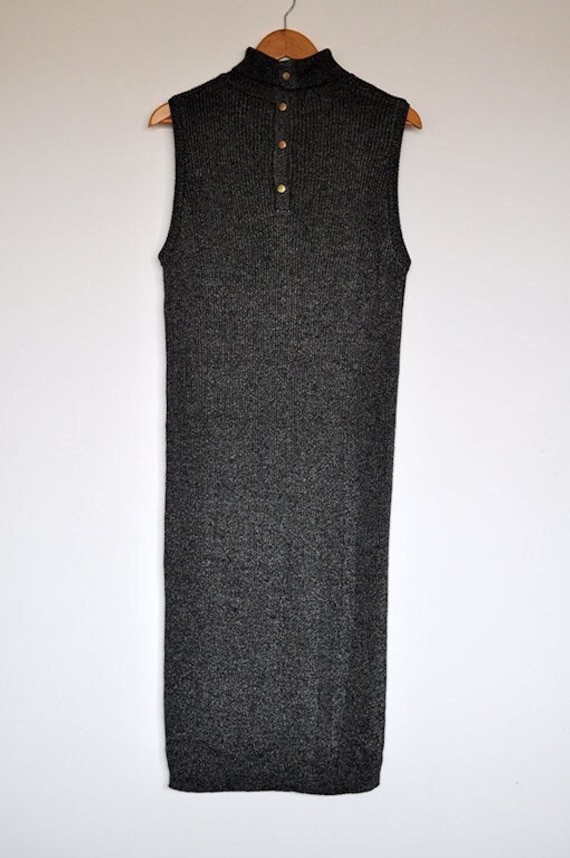 Vintage Schwarz Und Silber Lurex Ärmelloses Stretchy Rippenstrick Maxi Kleid von BoBoVintage