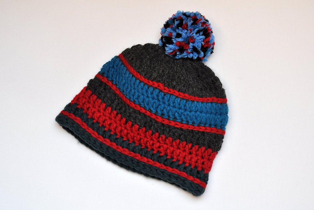 Vintage Strickmütze Mit Pom Muster Und Gestreiften Streifen von BoBoVintage