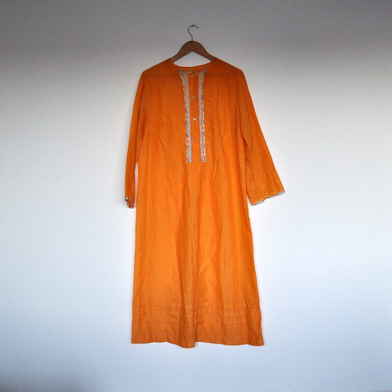 Vintage Übergroßes Leichtes Orangefarbenes Sommer-Baumwollnachthemd von BoBoVintage