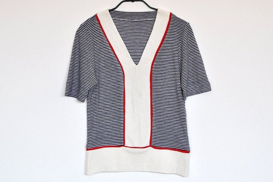 Vintage V-Ausschnitt Gestreifte Kurzarm Strick Top von BoBoVintage