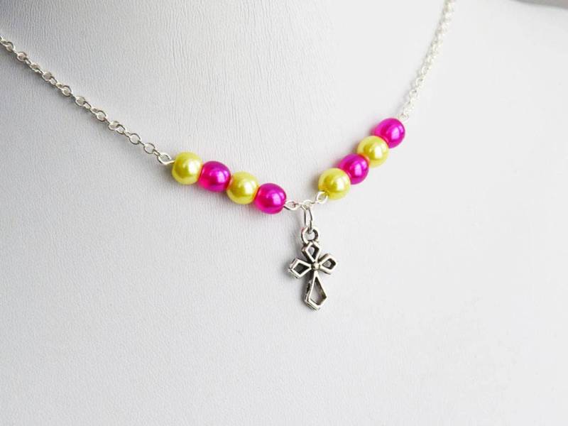 Kleine Mädchen Silber Halskette Kreuz Kleine Schmuck Perlen Heißen Rosa Gelb Christliche von BoCadeJewelry