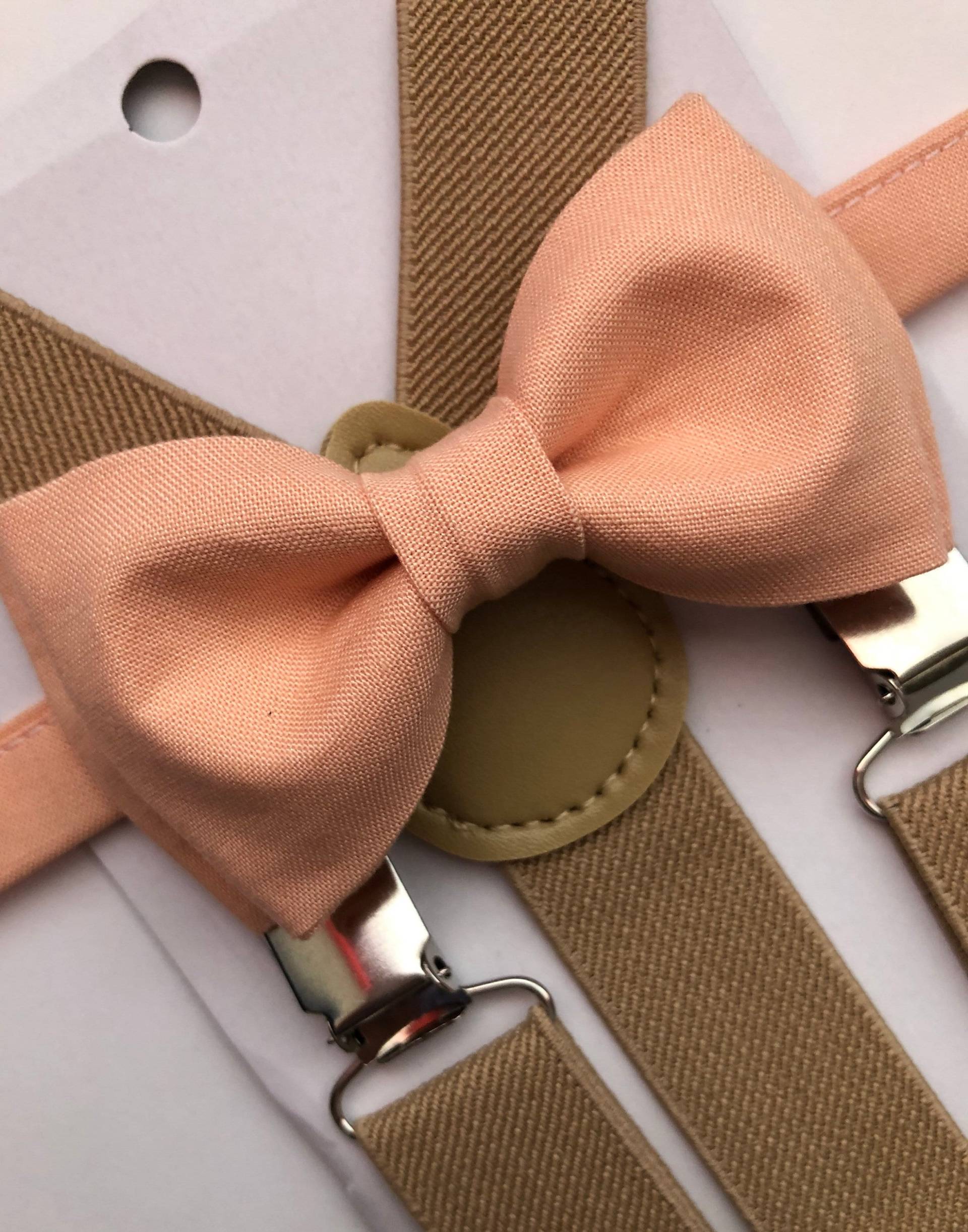 Pfirsich Apricot Farbe Fliege Und Khaki Hosenträger Set/Zweiteiler Set. Fliege. Kinder/Erwachsene von BoWagon