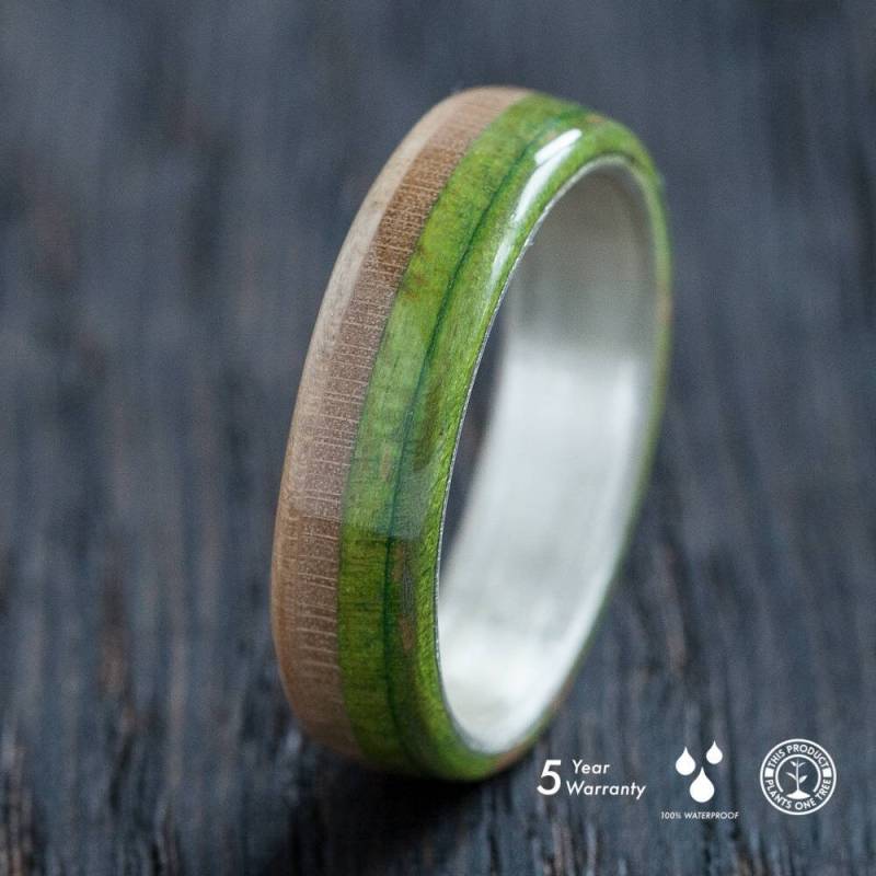 Grüner Skateboard Ring - Holzring Recycled Ehering Wasserdichter Geschenk 5 Garantie Zero Waste von BoardThing