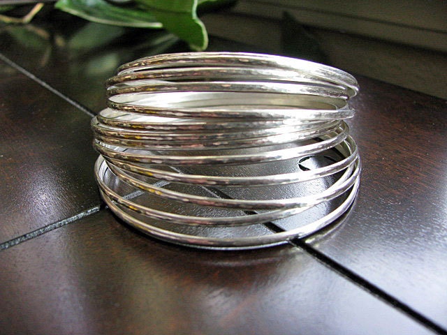 Set Von 15 Sterling Silber Armreife Set Von 15 Sterling Silber Armreife von BobbiShafferIngram