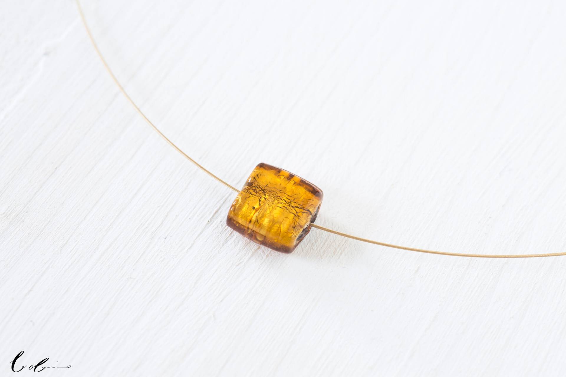 Drahtseilcollier Goldene Glasperle von BobineStudio