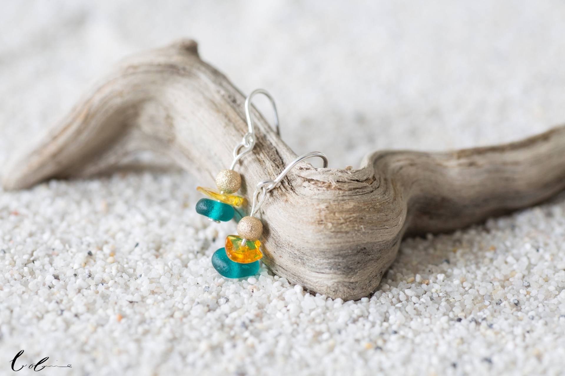 Dunkeltürkise Seeglas Ohrhänger Mit Bernstein, 925 Silber von BobineStudio