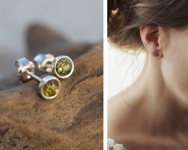Grüne Bernstein Ohrstecker, 925 Silber von BobineStudio