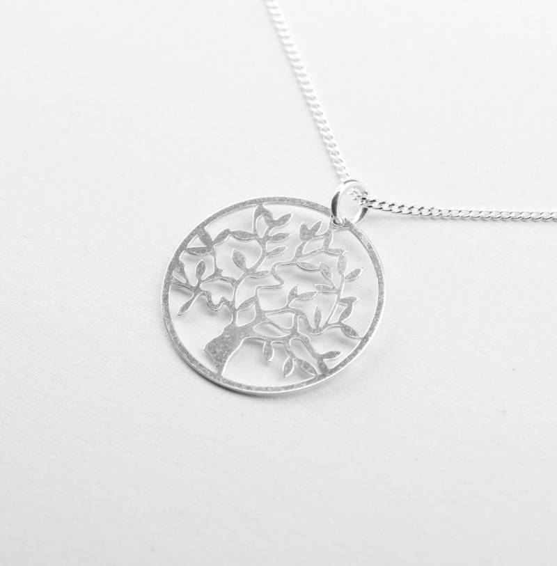 Halskette Mit Baumanhänger von BobineStudio