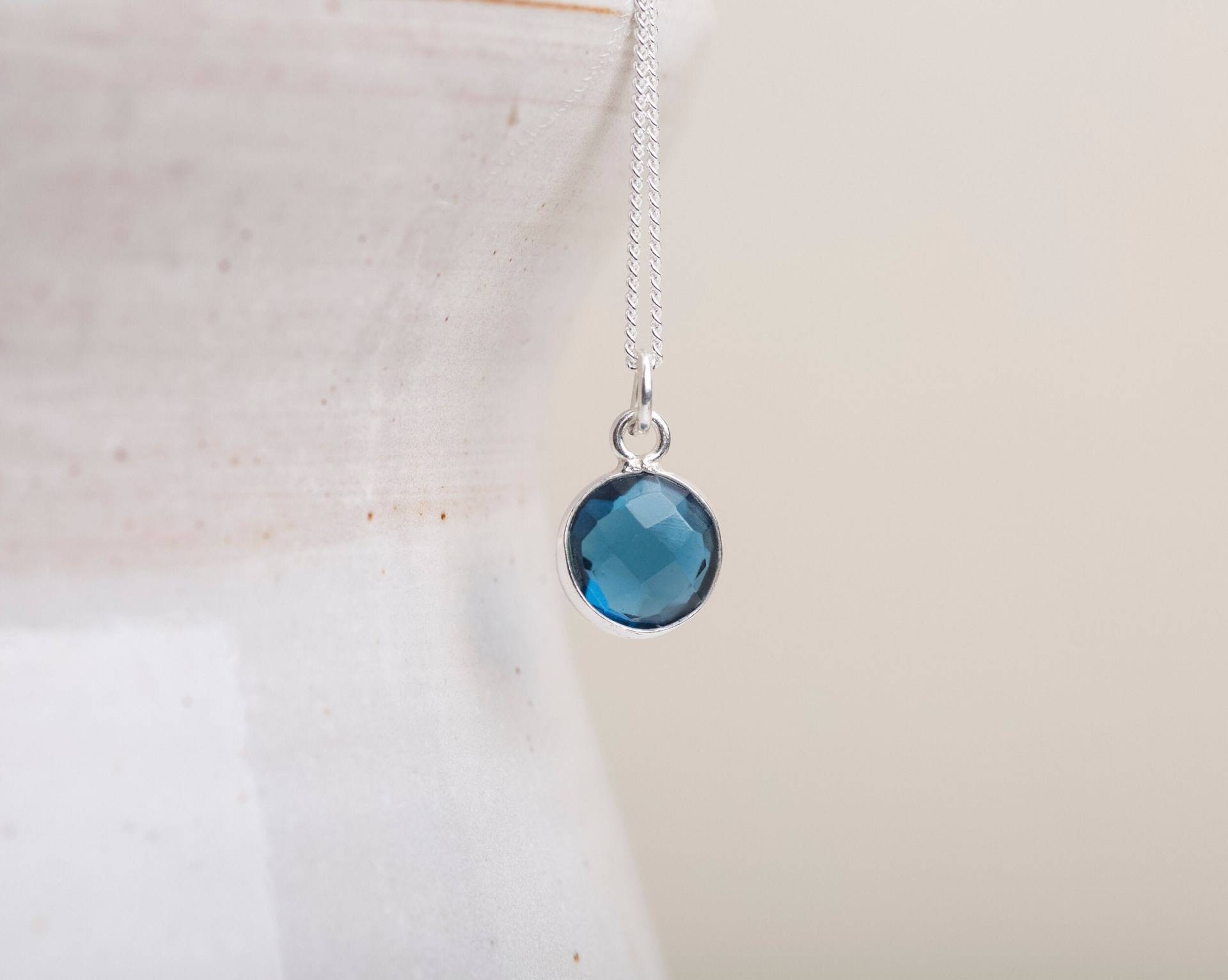 Schlichte Kette Mit Blauem Anhänger, 925 Sterling Silber von BobineStudio