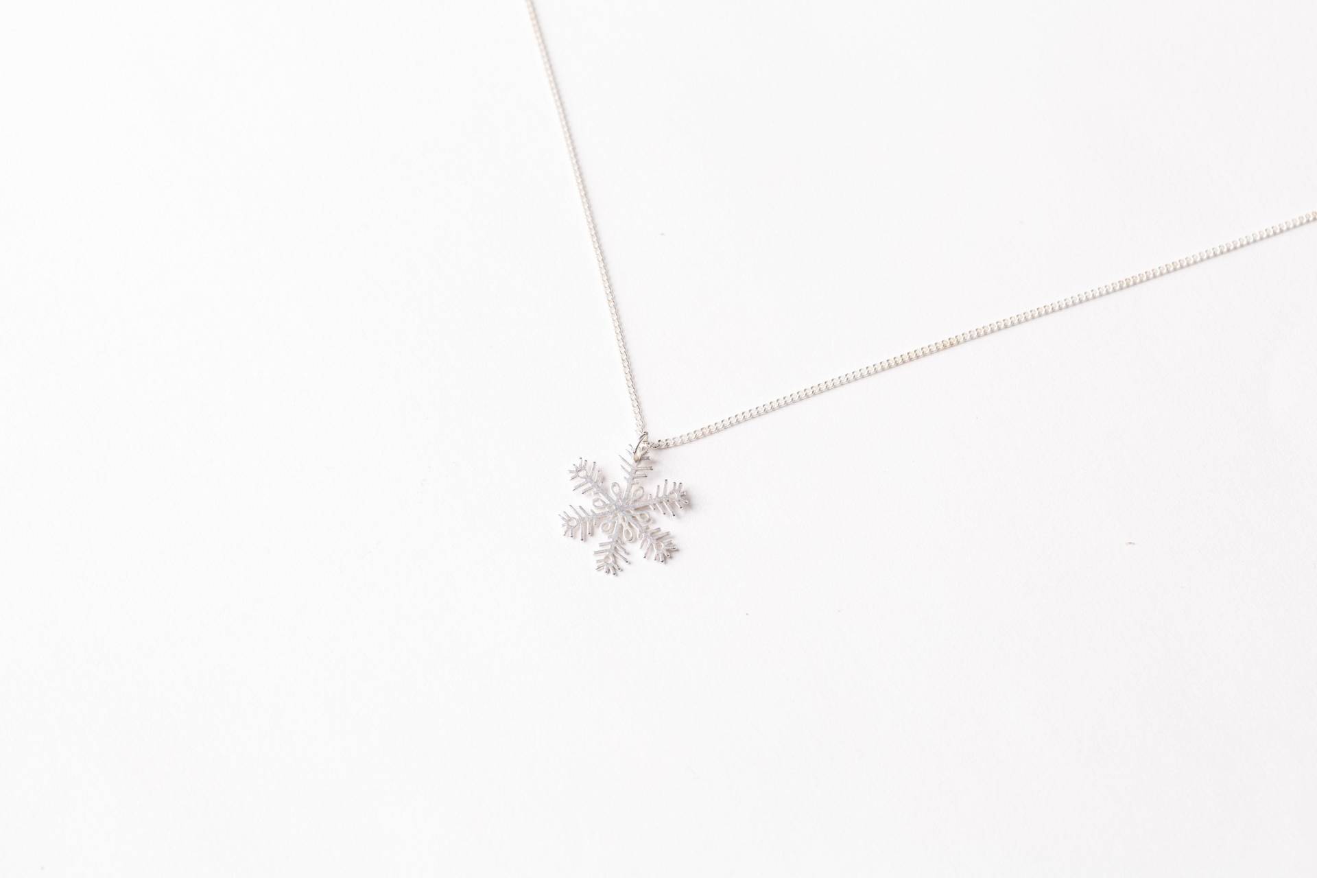 Schneeflocken Halskette 925 Sterling Silber von BobineStudio