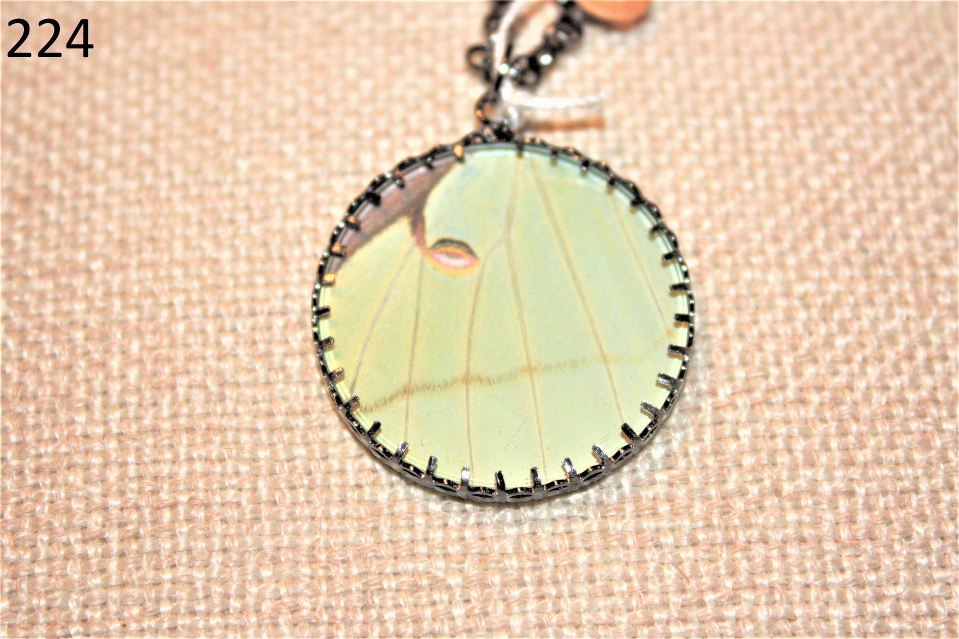 Luna Motte Halskette Größe Xl von BobolinkBaubles