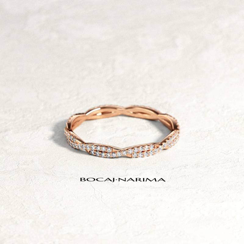 Verdrehter Diamant Ring/Eternity Twisted Ehering Band Zierlicher Einzigartiger Stapelring Rose Gold von BocajNarima