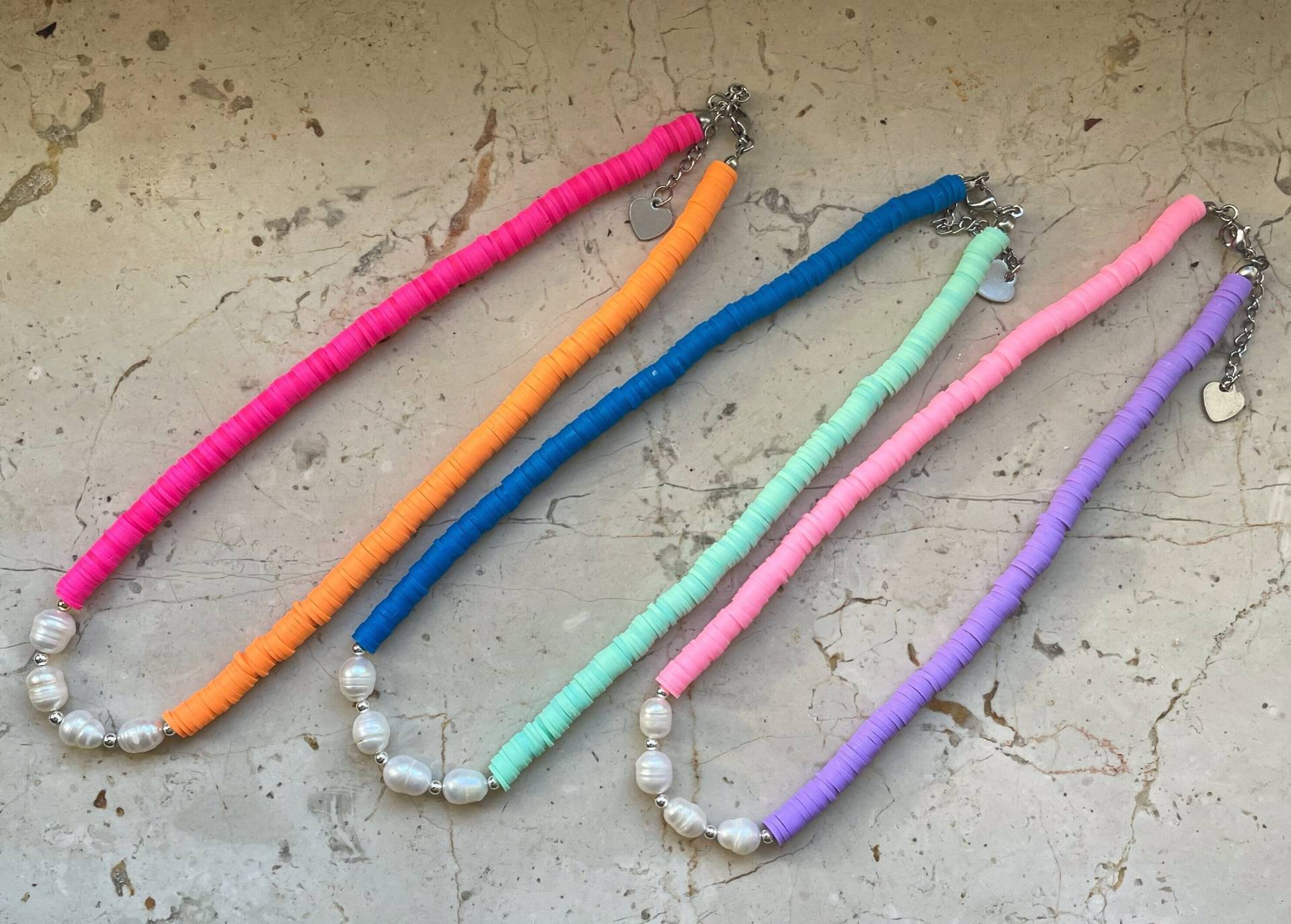 Süßwasserperlenkette Bunt Statement Schmuck Halskette Mit Perlen Versilbert Geschenk Für Sie Mama Muttertag Geburtstagsgeschenk von BockeysShop