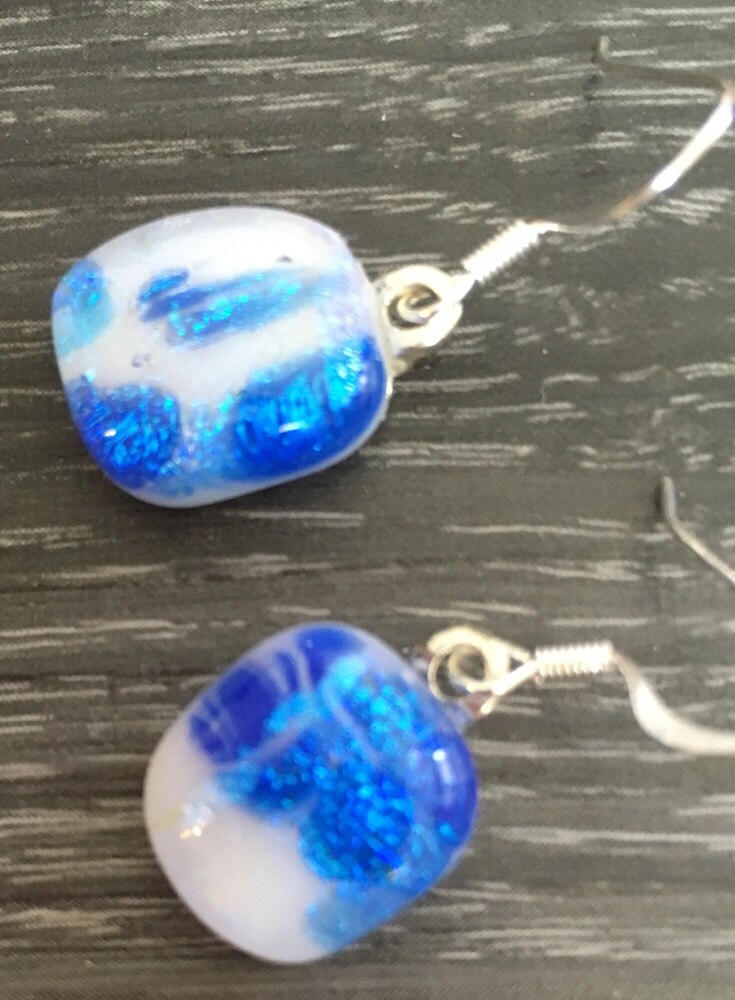 Glänzende Blaue Splatter Ohrringe von BocksBox