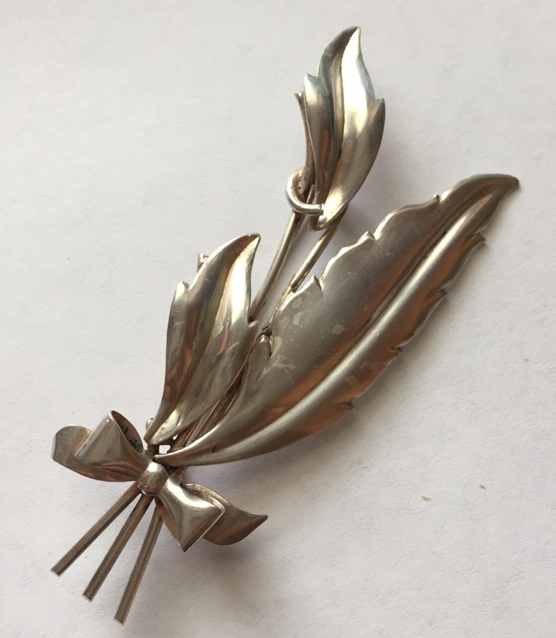 Vintage C.1940 Sterling Silber Pin Brosche Vintage C.1940 Sterling Silber Pin Brosche von BodhisJunque