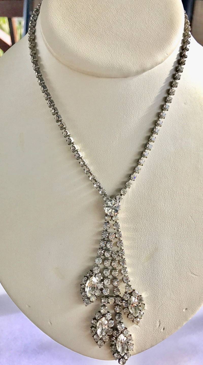 Vintage Klare Strass Baumeln Anhänger Halskette Vintage Klare Strass Baumeln Anhänger Halskette von BodhisJunque