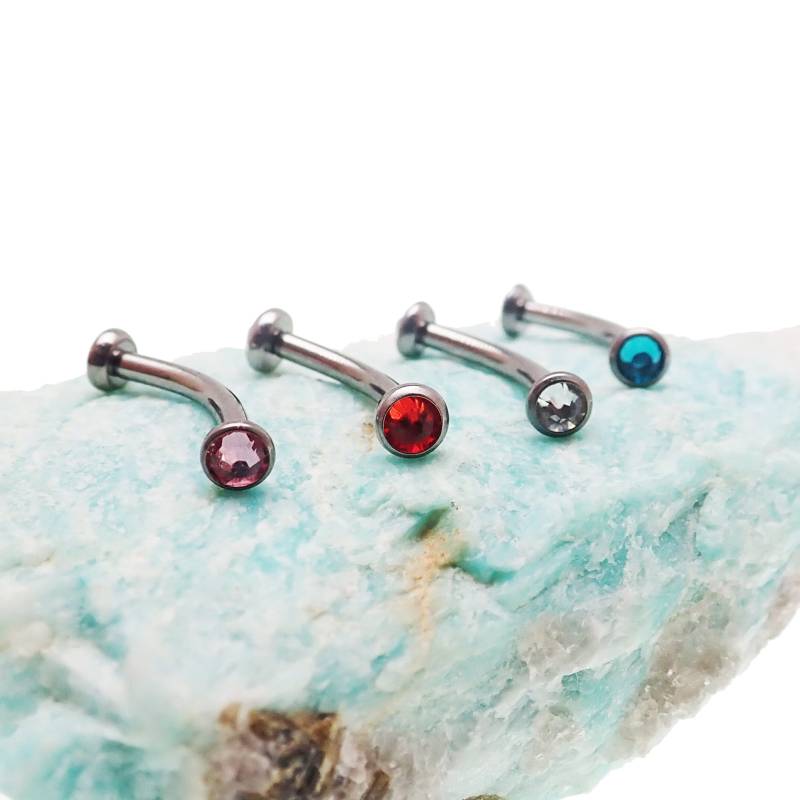 16G Swarovski 3mm Kristallstein Titan Intern Gebogene Kurve Barbell Ring | Vertikale Lippe, Daith, Turm, Augenbraue, Intimbereich 16G Swarovski 3mm Kristallstein Titan Intern Gebogene Kurve Barbell Ring | Vertikale Lippe, Daith, Turm, Augenbraue, Intimbereich von BodyClickers