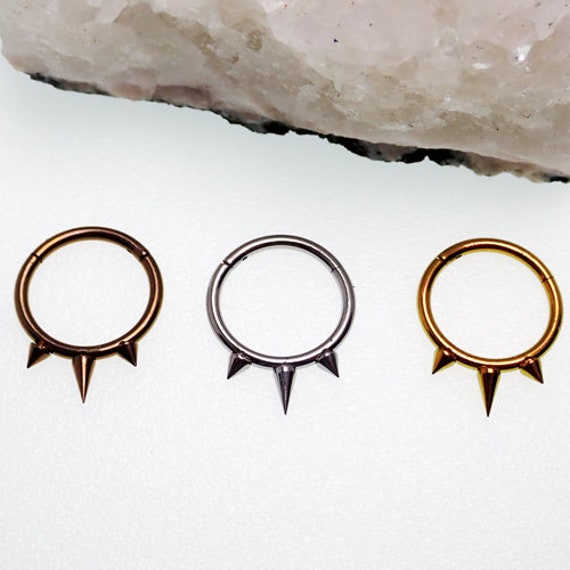 3-Spike 8 Mm, 10 Mm Scharnier Titan Clicker Septum/Daith/Helix 16G von BodyClickers