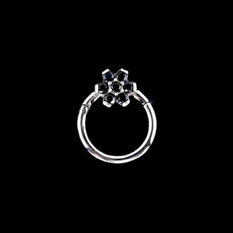 Blumen Septum Clicker, Schwarzer Swarovski Cz, Chirurgenstahl Daith Ring von BodyJewelsCreations