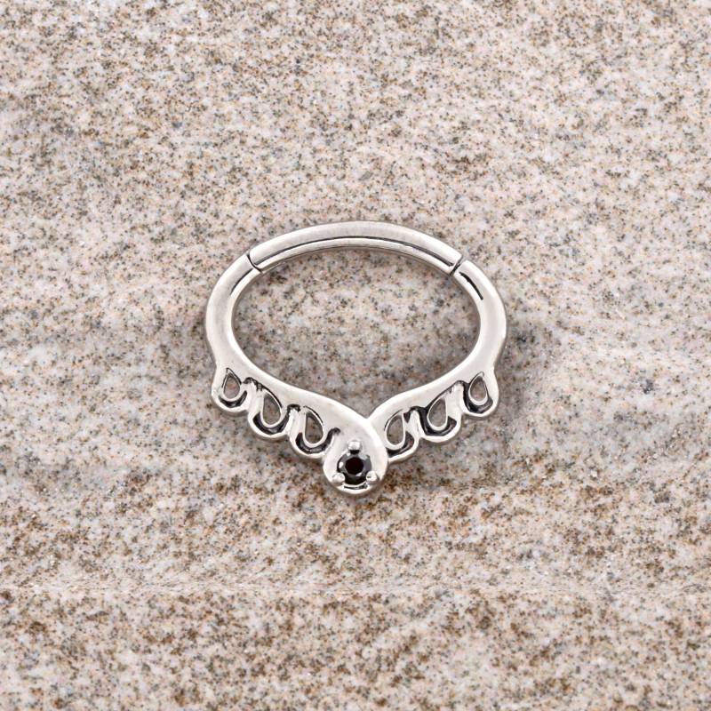 Schwarze Swarovski Cz Septum Clicker, Chirurgenstahl 316L Daith Ring 16G-7 Mm von BodyJewelsCreations