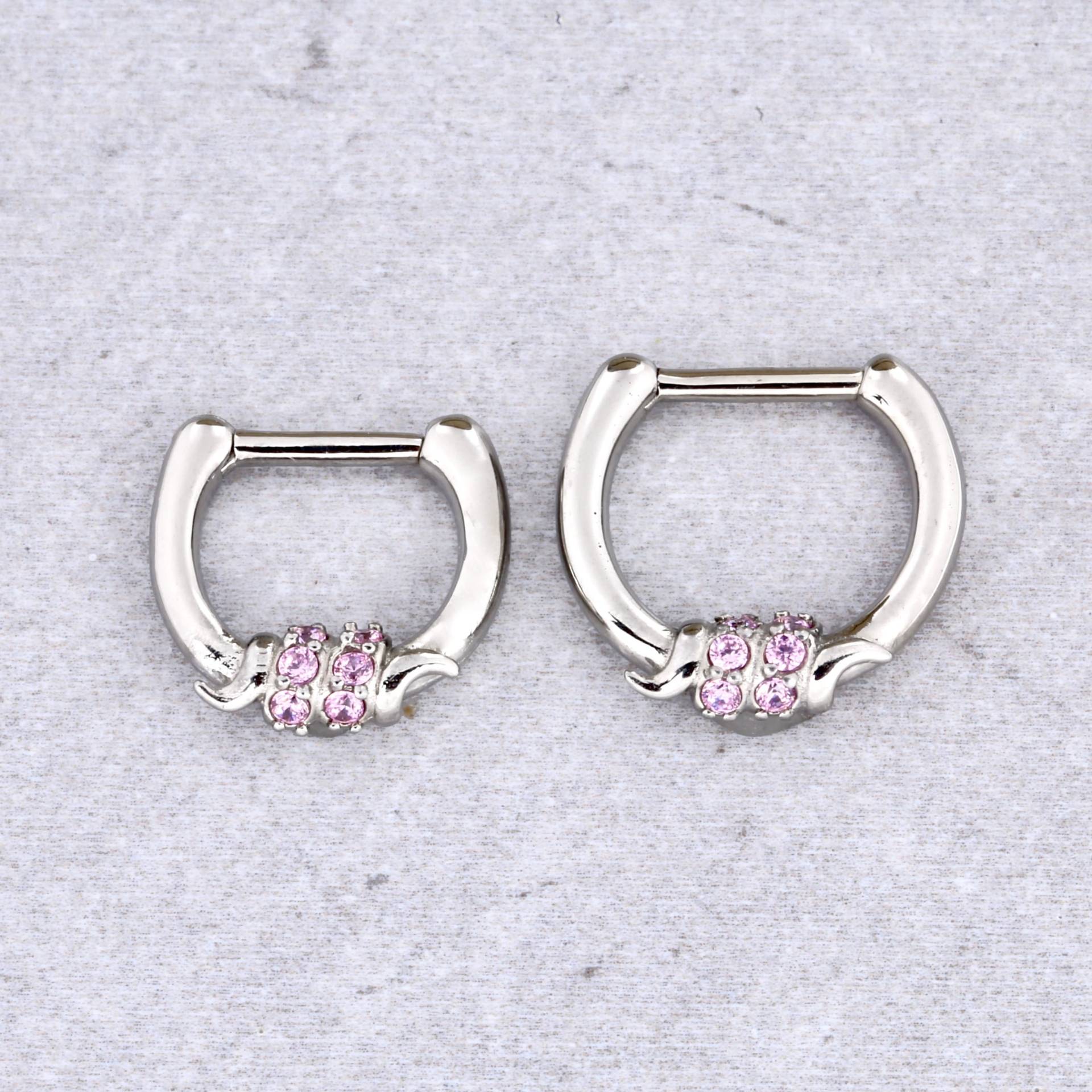 Septum Clicker, Pink Swarovski Cz, 16G Chirurgenstahl Daith Ring von BodyJewelsCreations