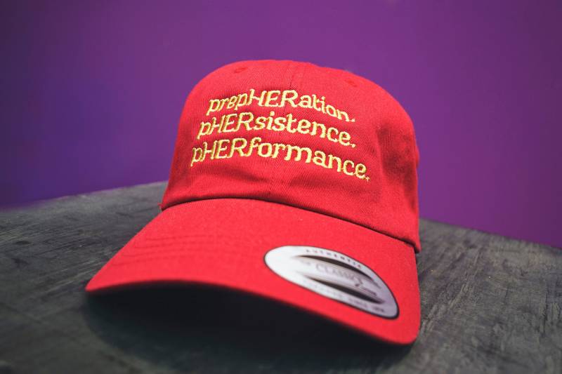 Damen Bodybuildher™ "Prepheration. Phersistance.pherformance." Twill Fitness Papa Mütze-Gym Haar-Bad Hair Day von BodybuildHER