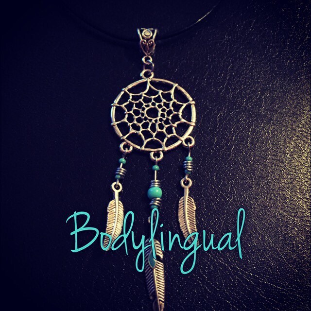 Tibetsilber Charm An Lederband Halskette Tibetsilber Charm An Lederband Halskette von Bodylingual