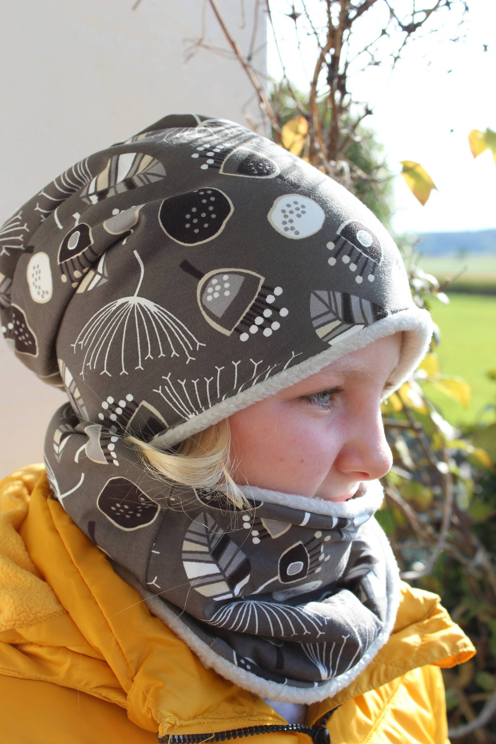 Beanie & Loop Im Set "Herbstlaub" Beanie & Loop Im Set "Herbstlaub" von Boedabutik