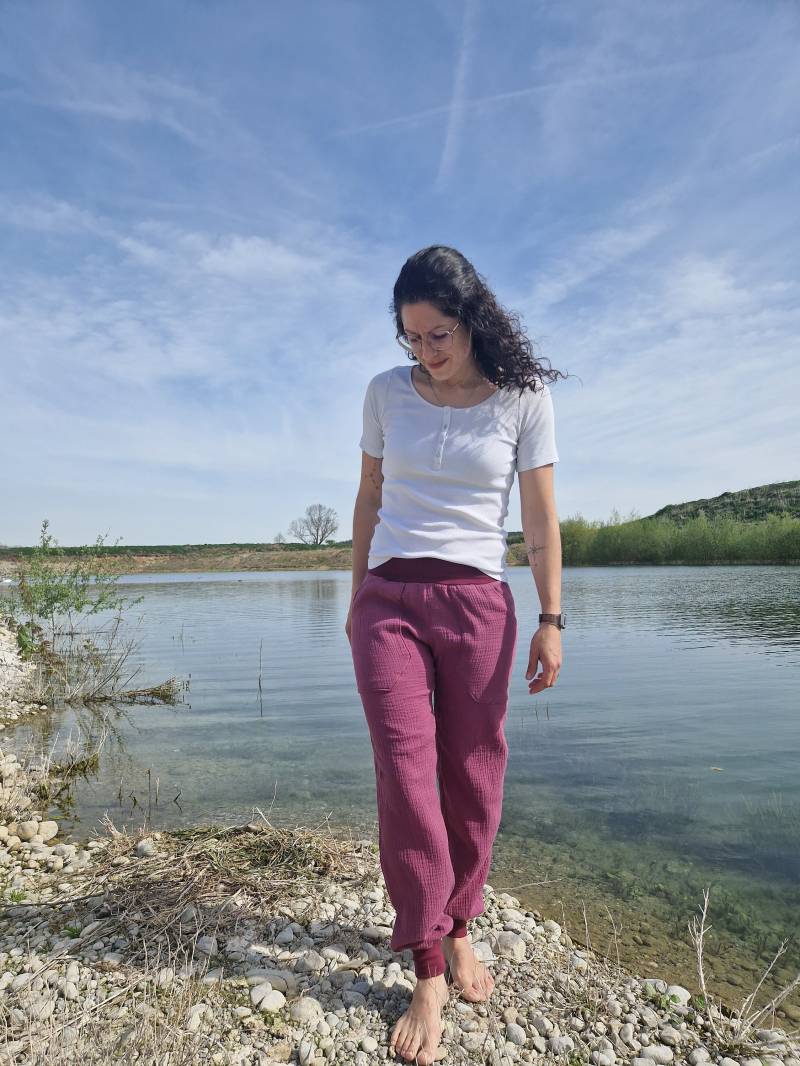 Musselinhose Damen, Musselin, Pumphose, Beere, Sommerhose von Boedabutik