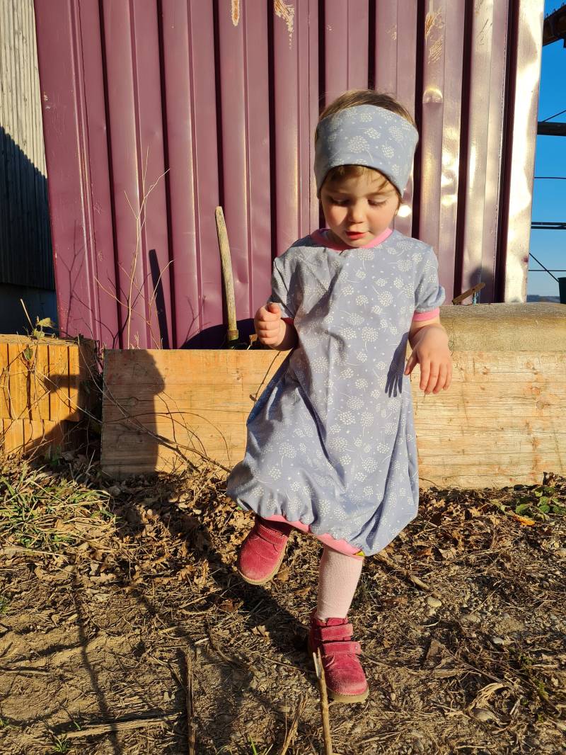 Sommerkleid, Ballonkleid, Jerseykleid "Pusteblume" von Boedabutik