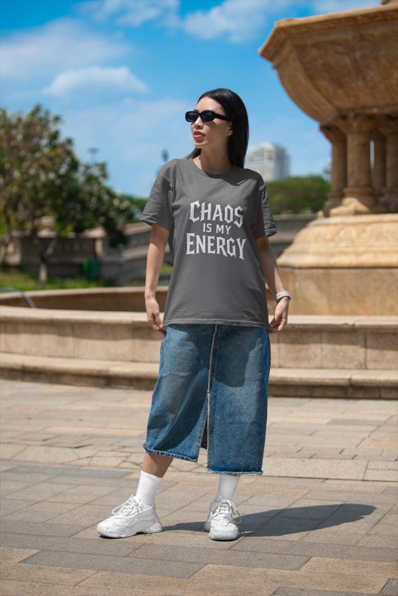 Chaos Is My Energy Statement Design Tshirt, Gothic, T-Shirt, Giftidea, Geschenkidee Chaos Is My Energy Statement Design Tshirt, Gothic, T-Shirt, Giftidea, Geschenkidee von BoeseZunge