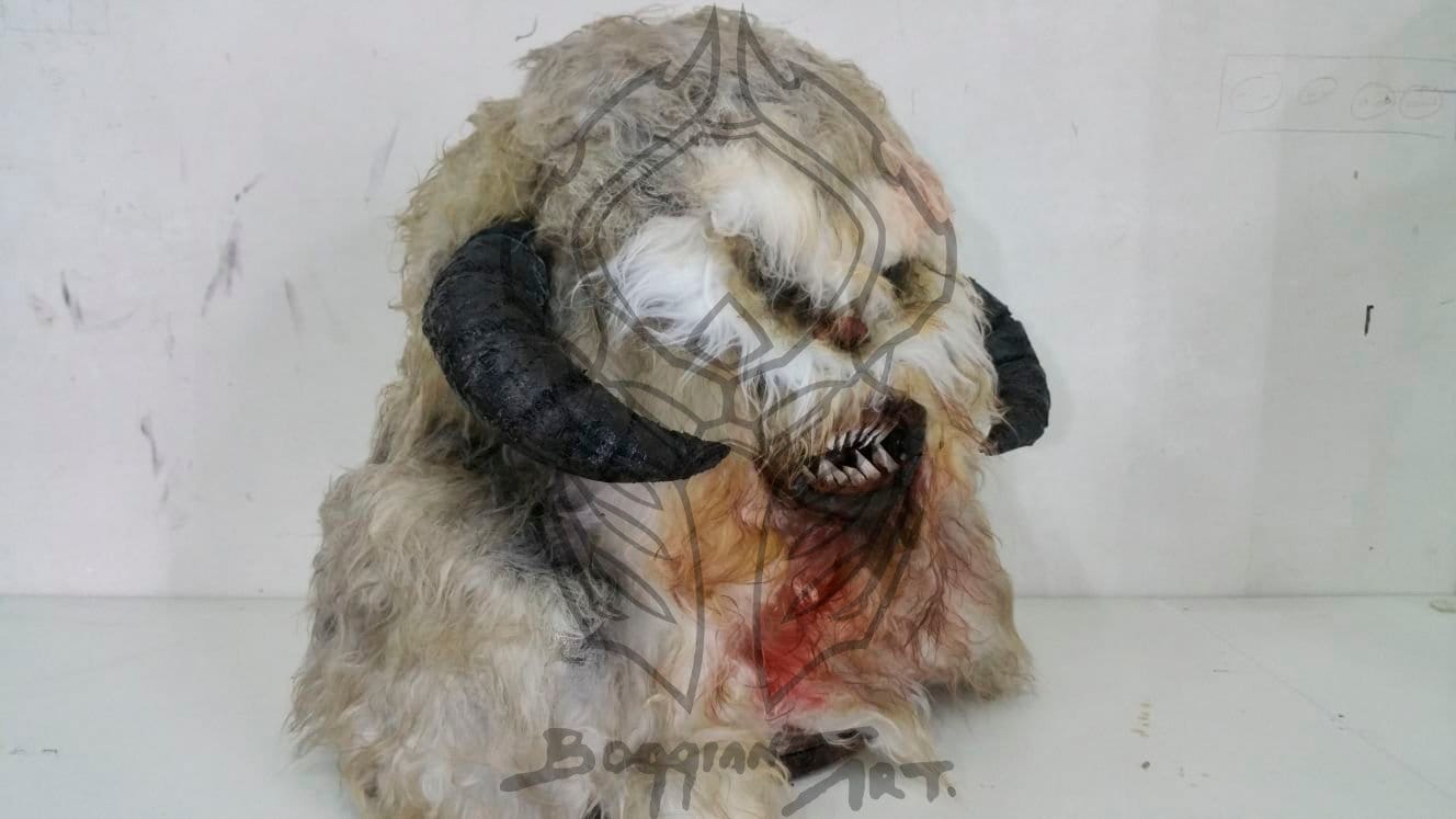 Wampa Kostüm Cosplay von BoggianoArt
